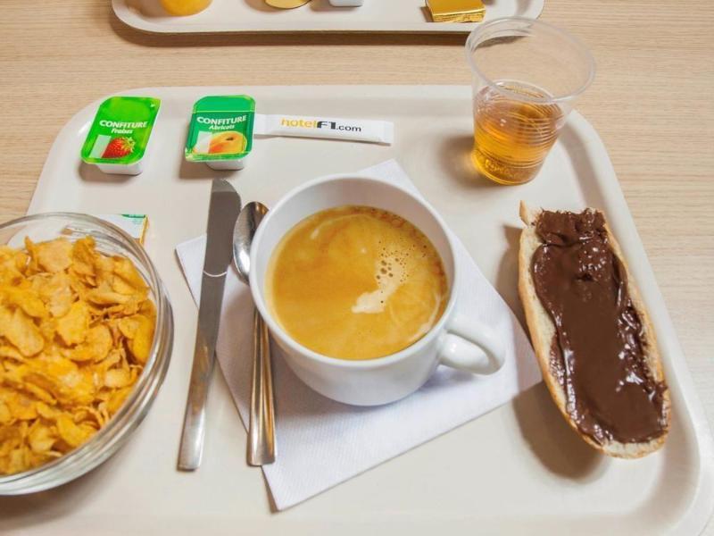 Hotelf1 Lille Tourcoing Nord 홍크 외부 사진